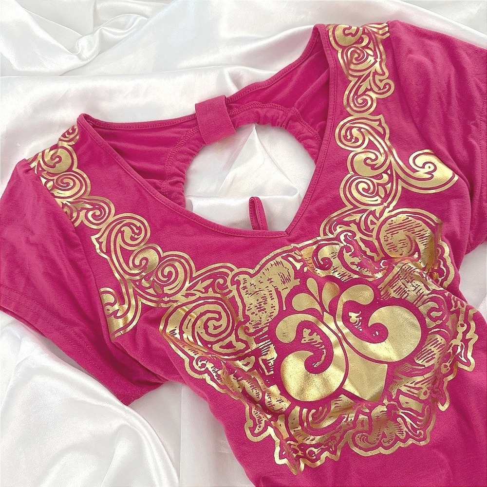 Dereon Pink Gold Foil Graphic Keyhole Back Short Sleeve Top Large